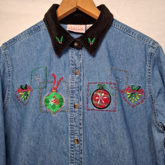 Vintage Basic Editions Holiday Christmas Shirt M Denim Chambray Jean Ornaments - Picture 2 of 16